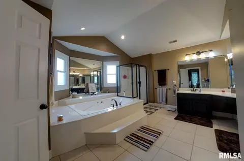 332 Keystone Dr, Chatham, IL 62629 photo 21