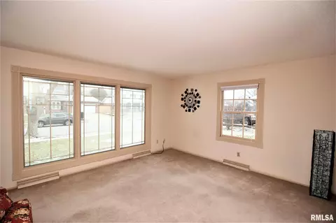 3117 Kemper Dr, Springfield, IL 62704 photo 7