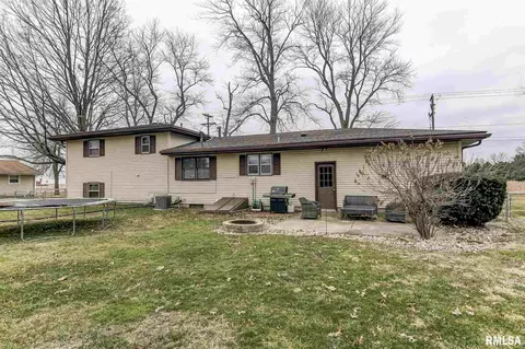 623 E Main St, Rochester, IL 62563 photo 37