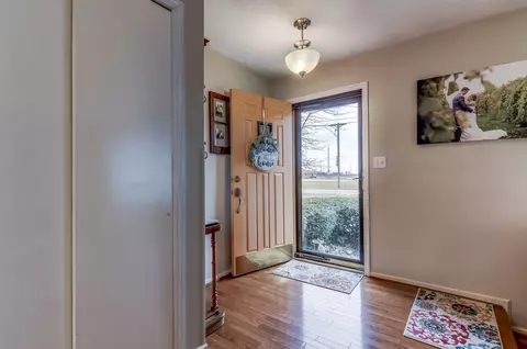 623 E Main St, Rochester, IL 62563 photo 3