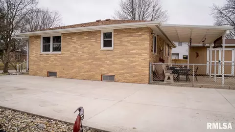 2432 Tamaroa Trl, Springfield, IL 62702 photo 26