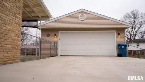 2432 Tamaroa Trl, Springfield, IL 62702 photo 32