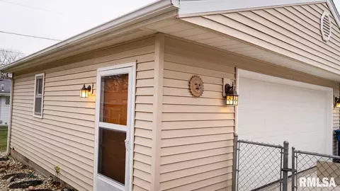 2432 Tamaroa Trl, Springfield, IL 62702 photo 30