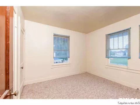 413 W Edwards St, Springfield, IL 62704 photo 13