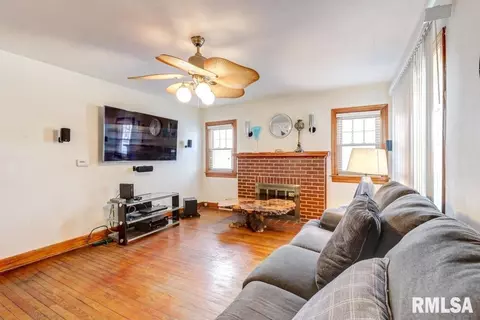 2404 S 8th St, Springfield, IL 62703 photo 21