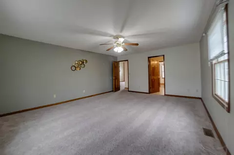 109 Forest Park, Chatham, IL 62629 photo 22