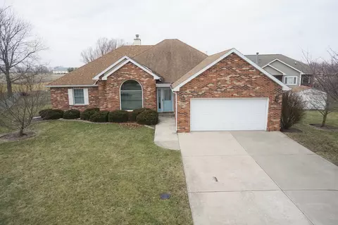 109 Forest Park, Chatham, IL 62629 photo 1