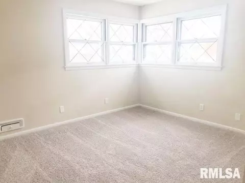 2516 S Whittier Ave, Springfield, IL 62704 photo 18