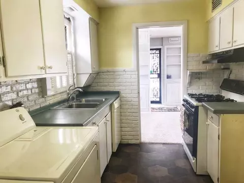 2516 S Whittier Ave, Springfield, IL 62704 photo 10