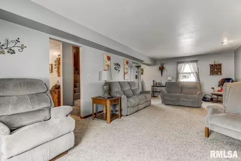 35 Mesa Rd, Springfield, IL 62702 photo 9