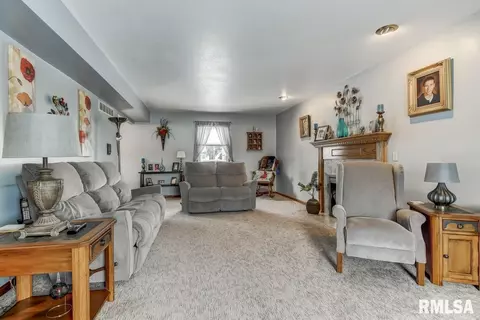 35 Mesa Rd, Springfield, IL 62702 photo 8