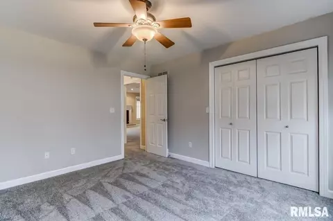 2012 Burgess Dr, Springfield, IL 62711 photo 24