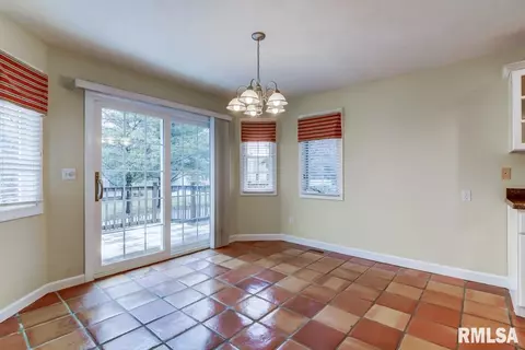 2012 Burgess Dr, Springfield, IL 62711 photo 16