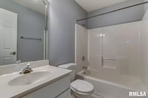 2012 Burgess Dr, Springfield, IL 62711 photo 21