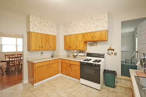 1406 N 3rd St, Springfield, IL 62702 photo 11
