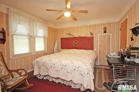 1406 N 3rd St, Springfield, IL 62702 photo 15