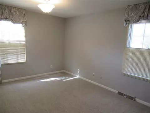 143 Oakmont Dr, Springfield, IL 62704 photo 11