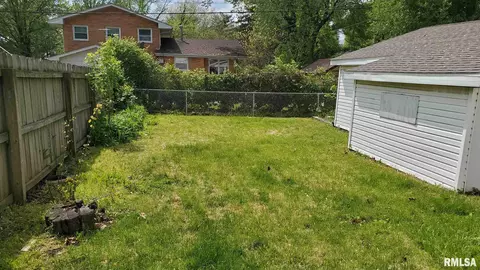 3149 S 1st St, Springfield, IL 62703 photo 11