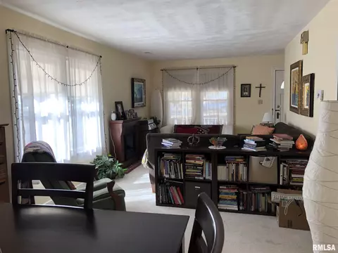 1944 Dial Ct, Springfield, IL 62704 photo 5