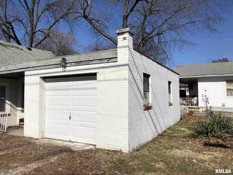 1944 Dial Ct, Springfield, IL 62704 photo 4