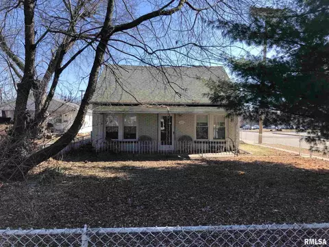 1944 Dial Ct, Springfield, IL 62704 photo 2