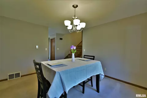 2817 Brandywine Rd, Springfield, IL 62704 photo 8