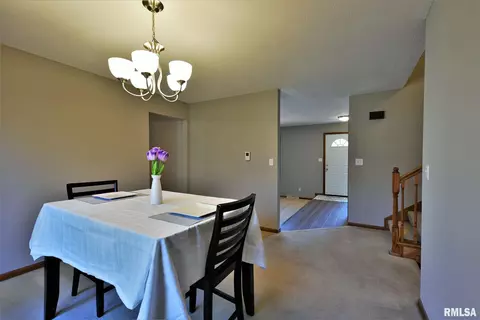 2817 Brandywine Rd, Springfield, IL 62704 photo 9