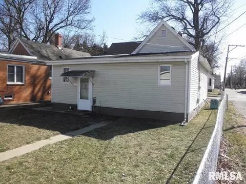 1125 E Pine St, Springfield, IL 62703 photo 3