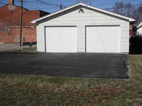 1125 E Pine St, Springfield, IL 62703 photo 4