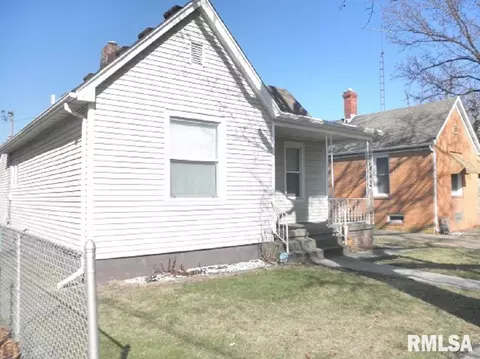 1125 E Pine St, Springfield, IL 62703 photo 2
