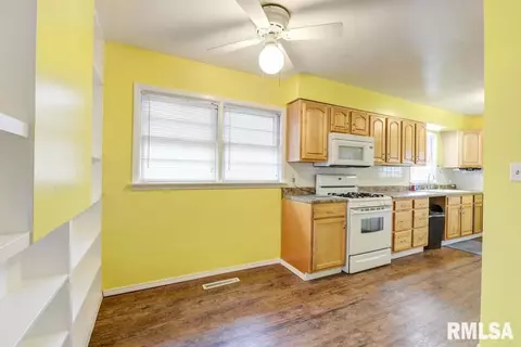 2101 N 17th St, Springfield, IL 62702 photo 7