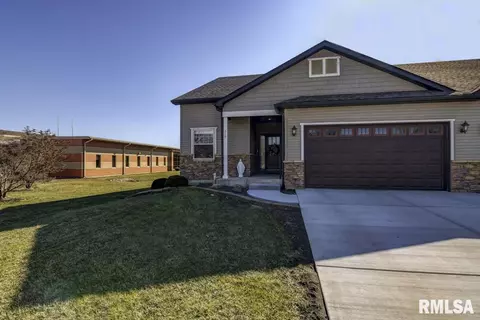 520 E Spruce St, Chatham, IL 62629 photo 32