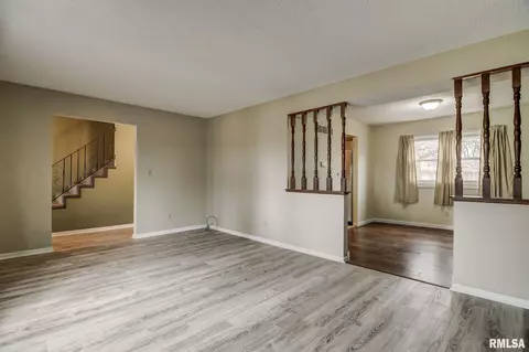 3008 Interlacken Rd, Springfield, IL 62704 photo 3