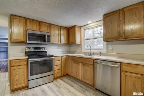 3008 Interlacken Rd, Springfield, IL 62704 photo 6