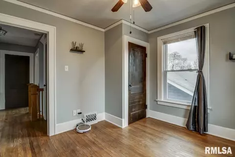 1521 S 4th St, Springfield, IL 62703 photo 14