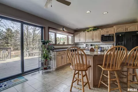 5695 Old Salem Ln, Springfield, IL 62711 photo 17