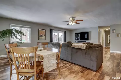 5221 Buford St, Springfield, IL 62703 photo 12