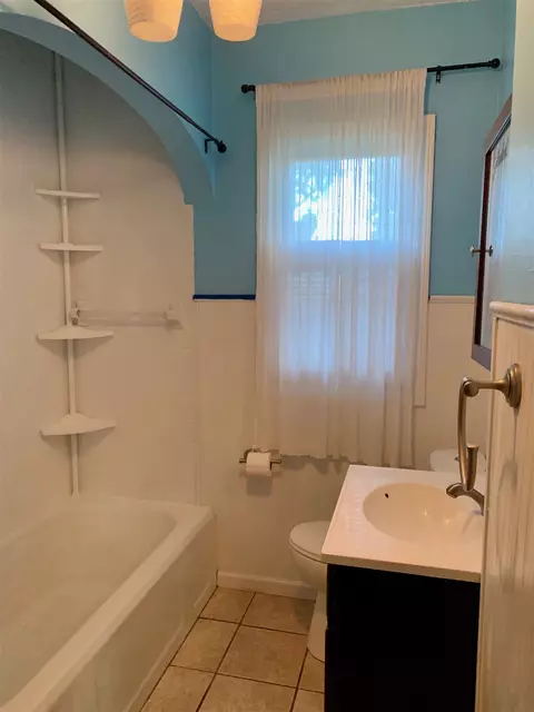 2456 S 5th St, Springfield, IL 62703 photo 6