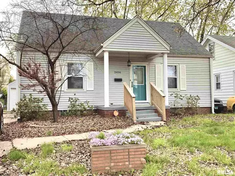 2456 S 5th St, Springfield, IL 62703 photo 1