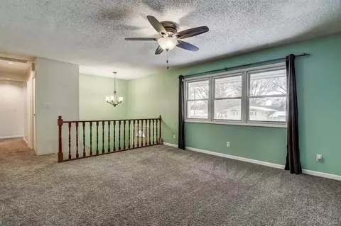 8 Ranger Dr, Springfield, IL 62702 photo 4