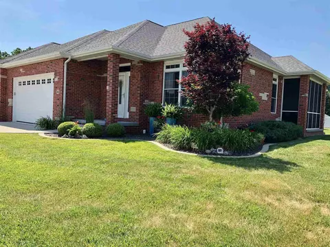 18 Mashie Ct, Springfield, IL 62707 photo 2