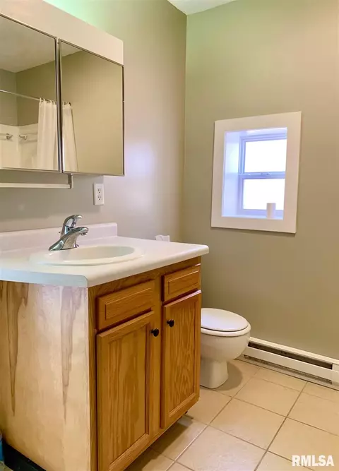 1429 W North Grand Ave, Springfield, IL 62702 photo 6
