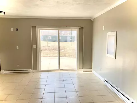 1429 W North Grand Ave, Springfield, IL 62702 photo 4