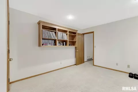 3700 W Bluffs Rd, Springfield, IL 62711 photo 43