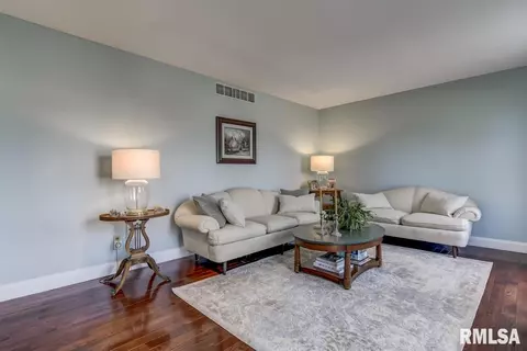 2512 Argonne Ave, Springfield, IL 62704 photo 3