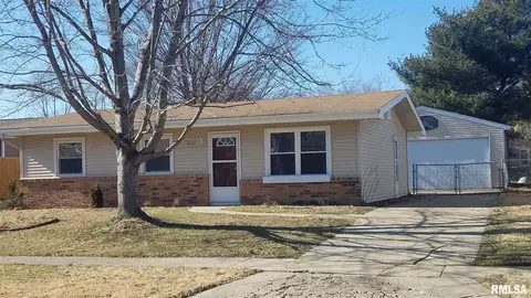 233 Walnut Valley Dr, Springfield, IL 62707 photo 1