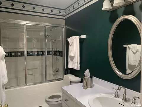 1815 S Cog Mill Ct, Springfield, IL 62704 photo 13