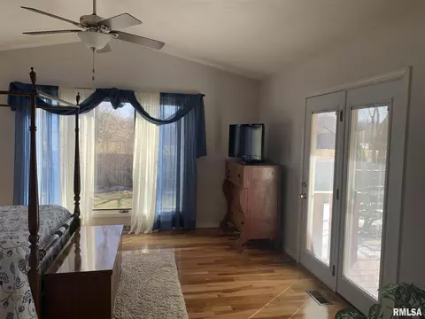 1815 S Cog Mill Ct, Springfield, IL 62704 photo 17