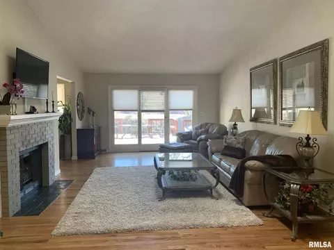1815 S Cog Mill Ct, Springfield, IL 62704 photo 7