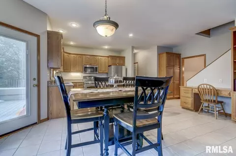 2309 Harbor Lndg, Springfield, IL 62712 photo 9